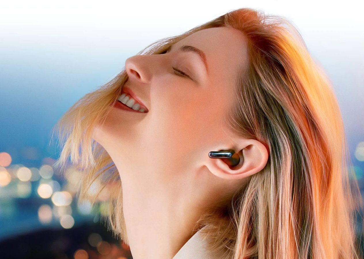 Dòng tai nghe mới cung cấp thời gian nghe nhạc lên đến 10 giờ